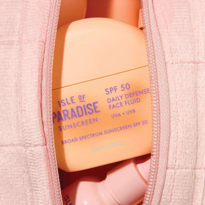 isle-of-paradise-face-fluid-spf-50-kupyty--2