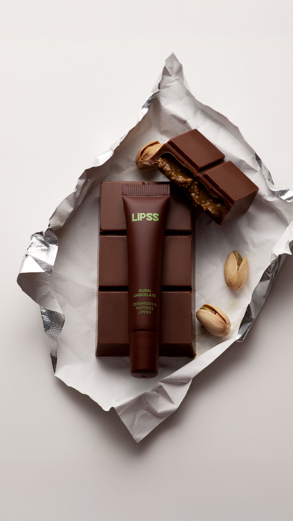 lipper-blisk-dlya-gub-dubai-chocolate-4.2000x2000w